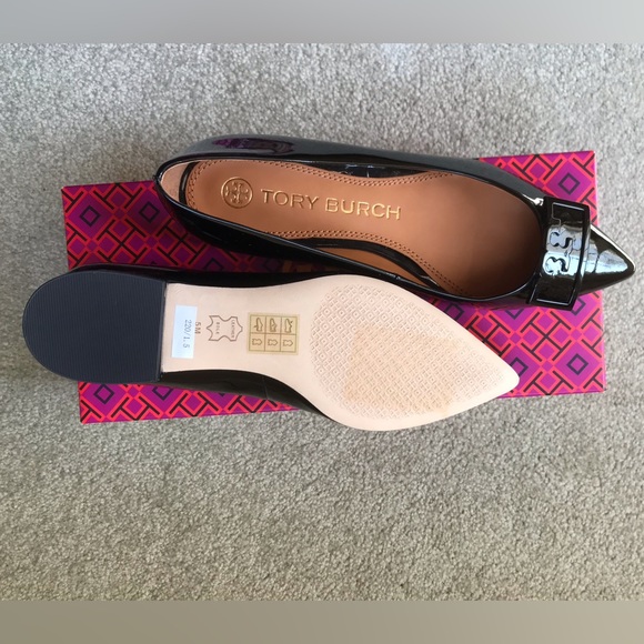 TORY BURCH 20mm Patent Leather Gigi Flats - Picture 6 of 8
